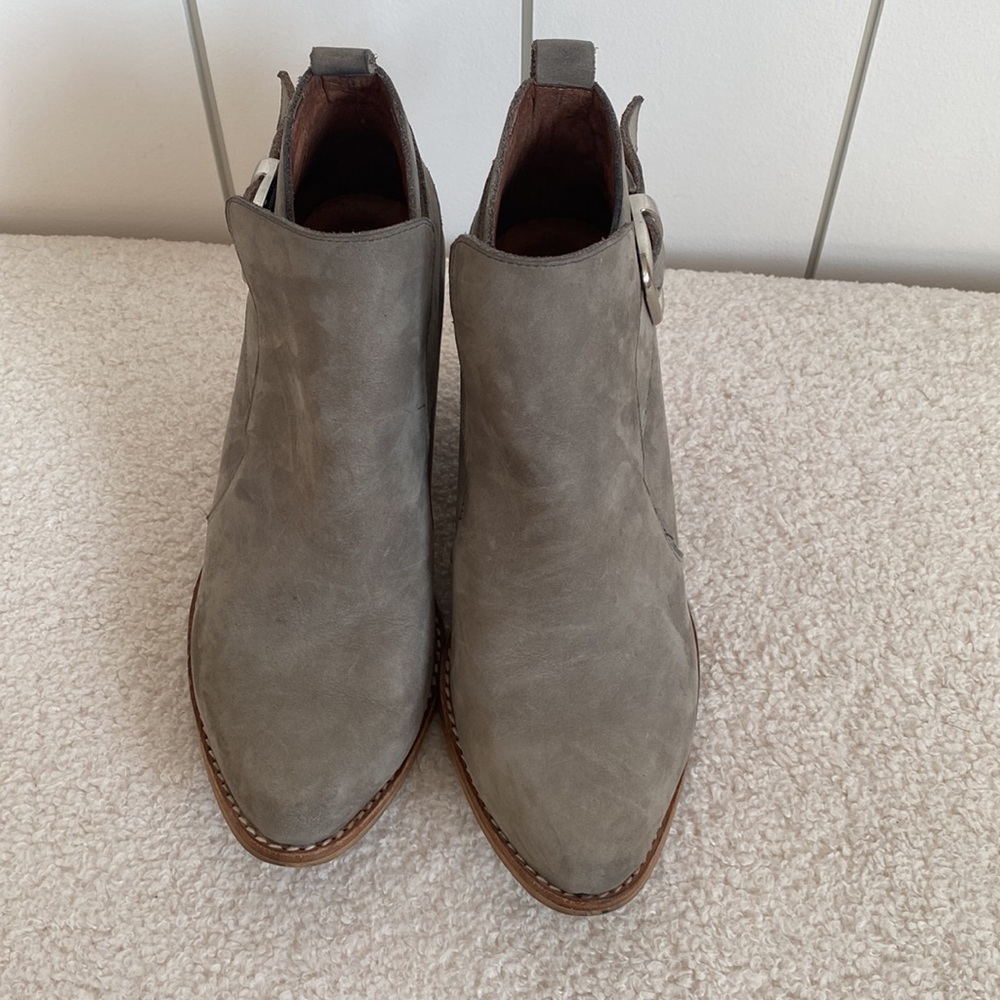 Jeffrey Campbell booties - Picture 7 of 7